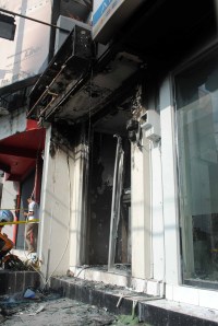ATM BRI yang terbakar karena ledakan 
